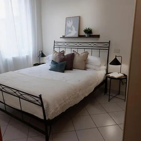公寓 Casa Manisha 佩萨罗